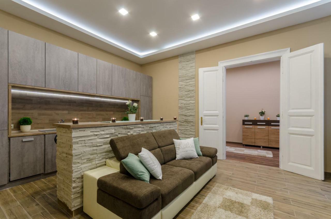 Modern, Luxury Flat In The Heart Of Budapest Bagian luar foto